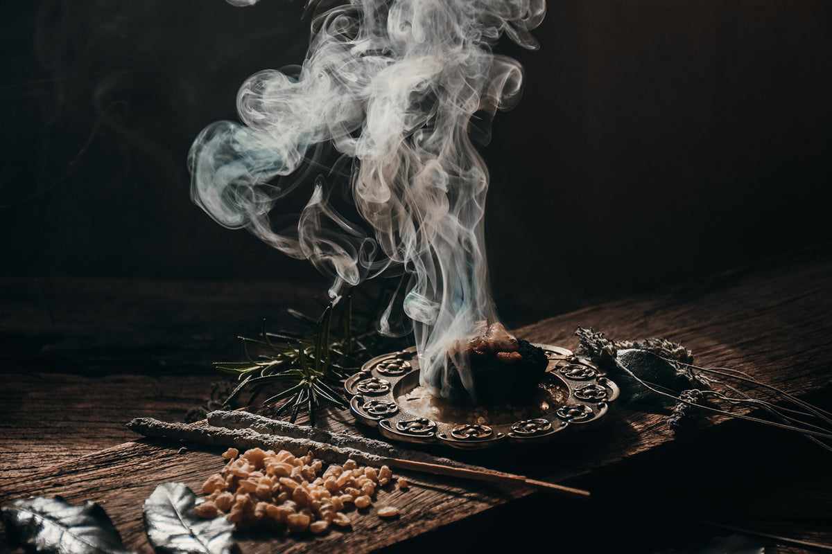 Creating Sacred Smoke – Lunar & Wild