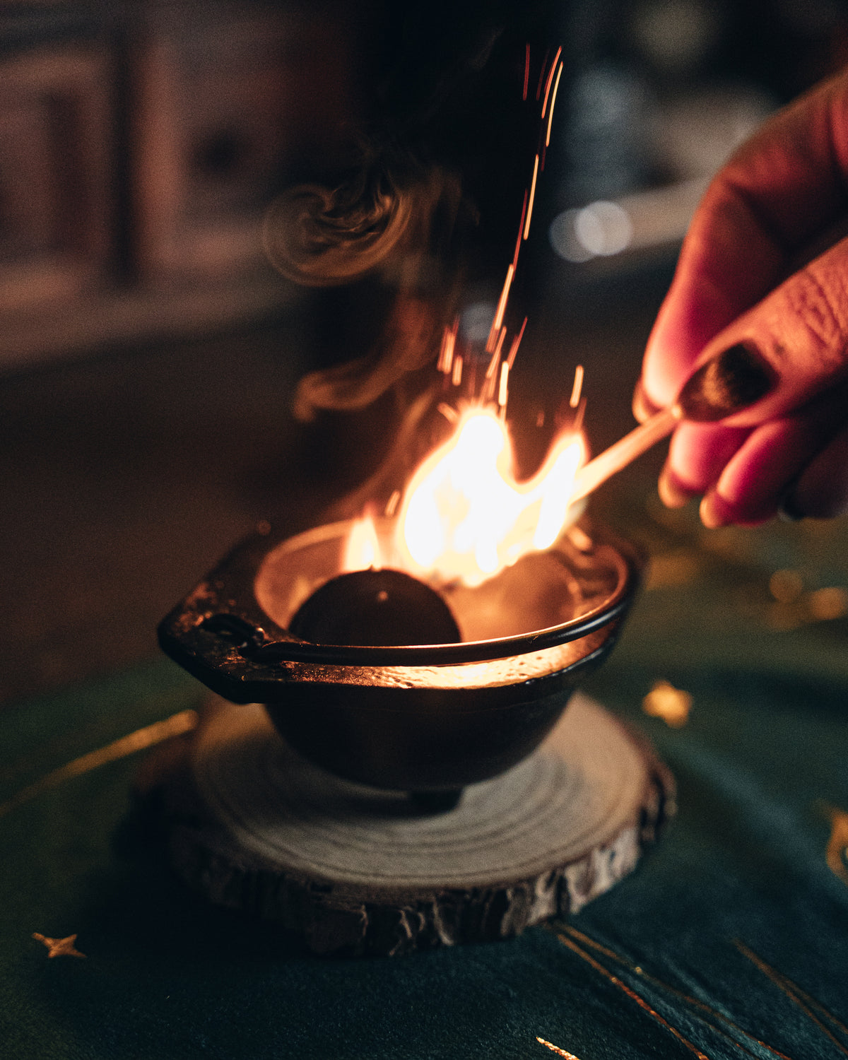 Cast Iron Mini Cauldron Burning Pot
