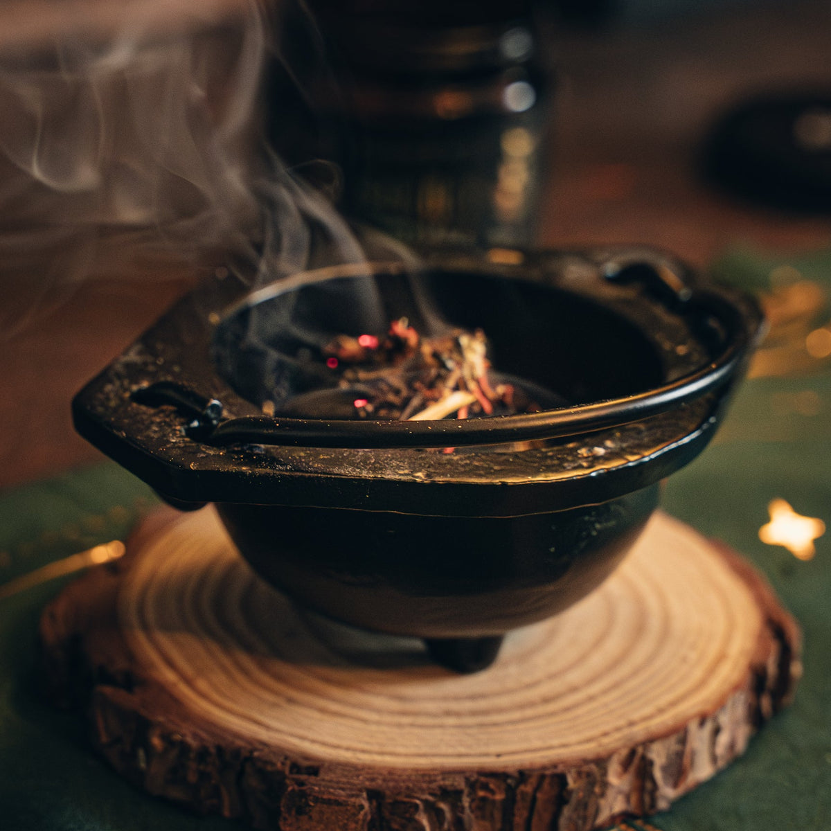 Cast Iron Mini Cauldron Burning Pot